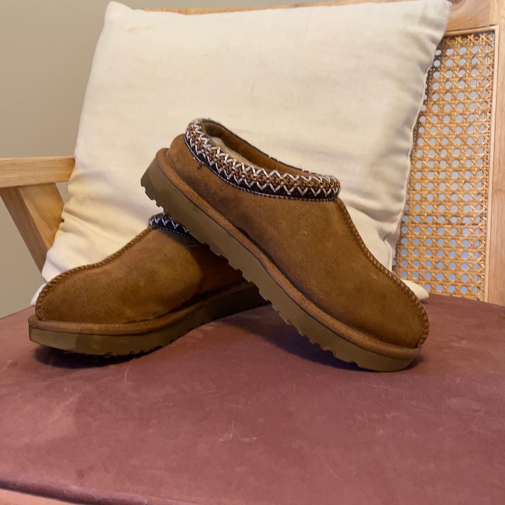 UGG Tasman Chestnut Slippers Size 7 US/38 EU